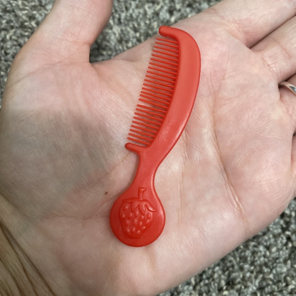 Vintage 1980s Strawberry‎ Shortcake Doll Red Hair Comb Replacement Accessory